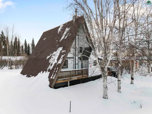 214 E 7th Ave, North Pole, AK 99705
