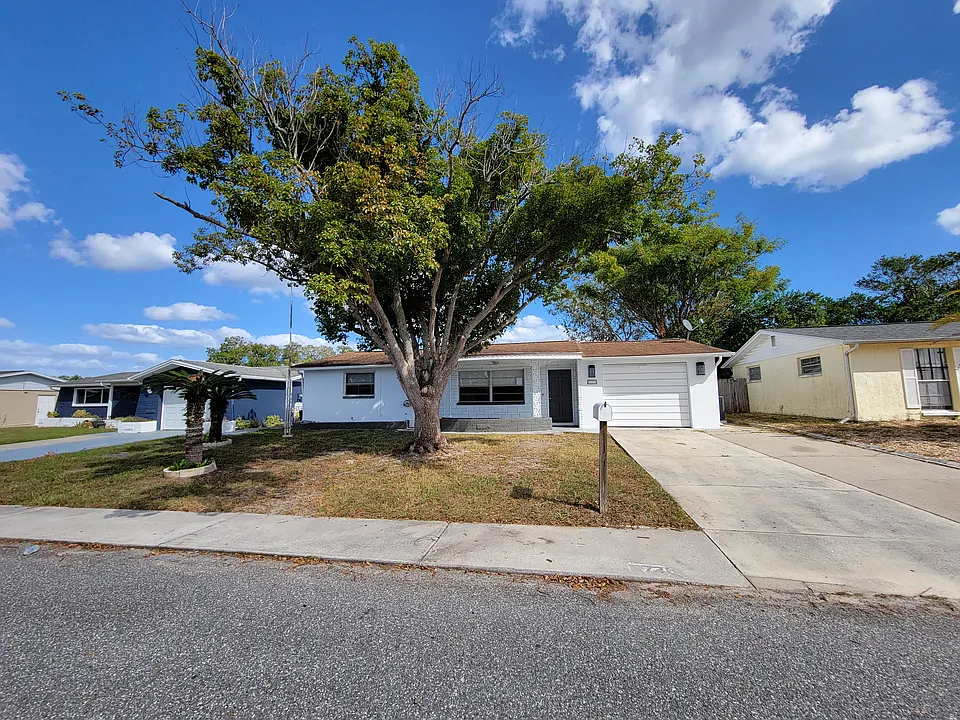 11738 Newell Dr