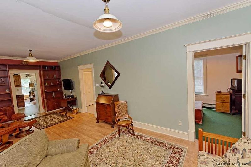 4th image of 7 PHILLIPS Road