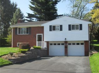 2836 Oneill Dr, Bethel Park, PA