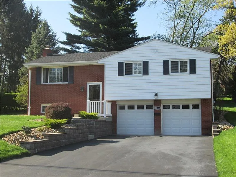 2836 Oneill Dr photo 1