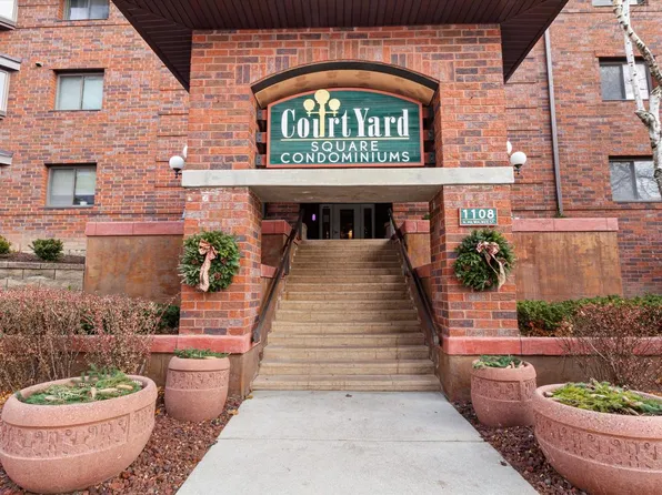 1108 North Milwaukee STREET #220, Milwaukee, WI 53202