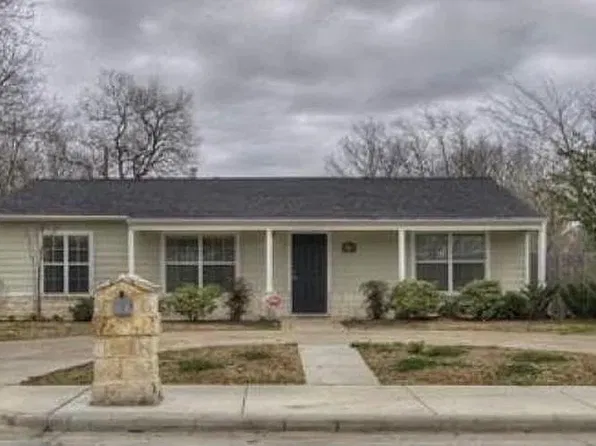 1011 Welsh Ave, College Station, TX 77840