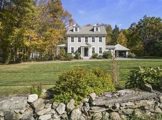 4 Fruit St, Hopkinton, MA 01748