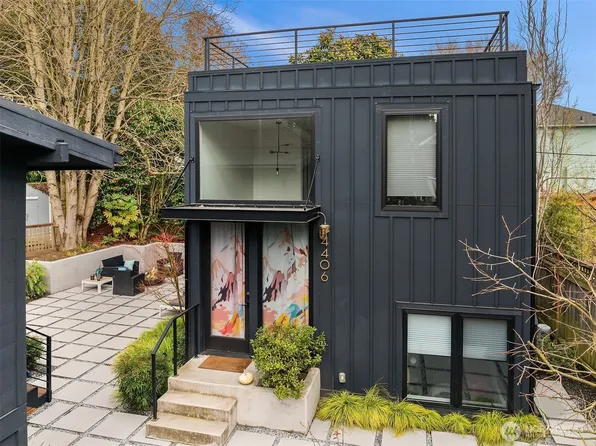 4406 Thackeray Place NE #B, Seattle, WA 98105