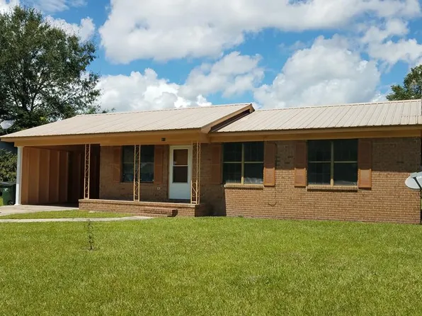 911 Juanita St, Douglas, GA 31533