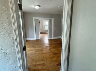 35 Newcomb Pl FLOOR 2, Taunton, MA 02780