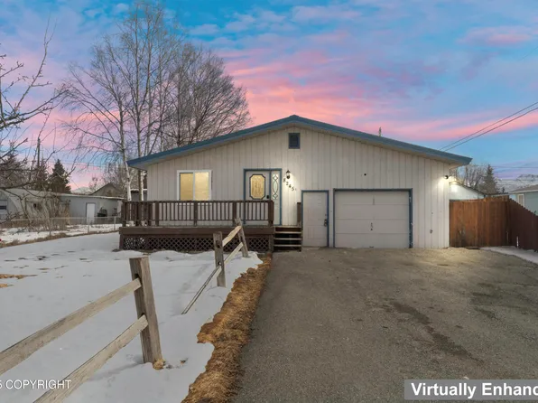 8245 Stormy Pl, Anchorage, AK 99518