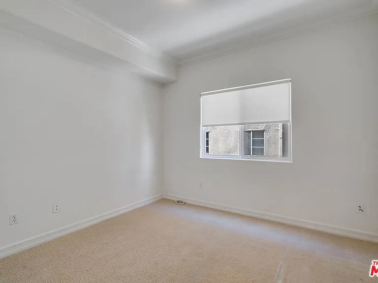 2335 S Bentley Ave #201 — Photo 9