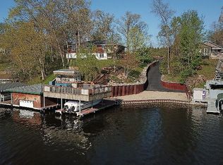 5595 S Richey Ln, Monticello, IN 47960