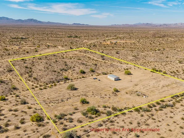 16634 S Diego Road, Yucca, AZ 86438