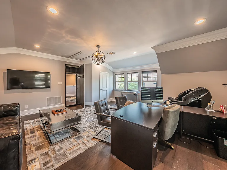 5543 Miller Ave — Photo 44