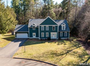 3 Candlewood Court, Simsbury, CT 06070