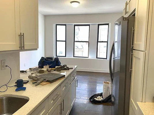 Rented by Cheskel Meisels, LREB | media 5