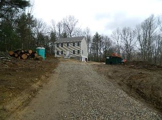87 Holmes Rd, Pomfret Center, CT 06259