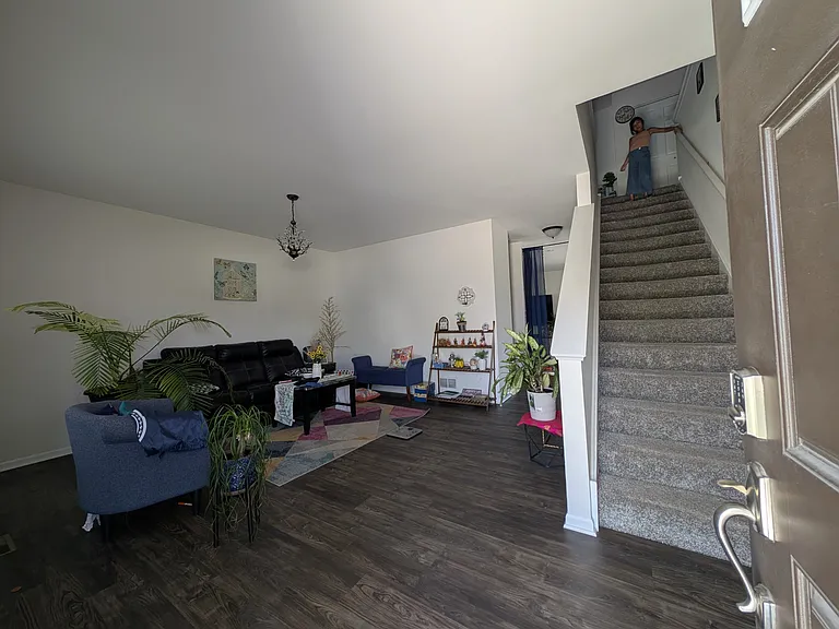 3759 Saint James Ct — Photo 6