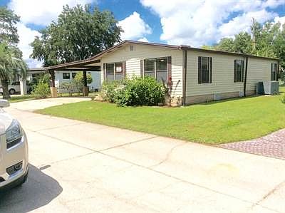 3rd image of 645 N Edgewater Dr