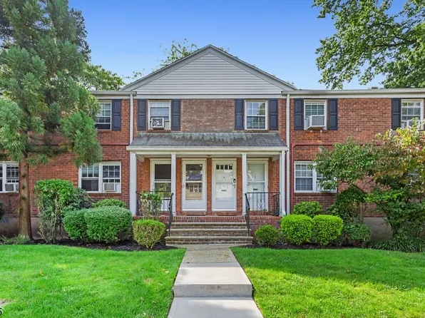 191 Knickerbocker Rd #1, Englewood City, NJ 07631