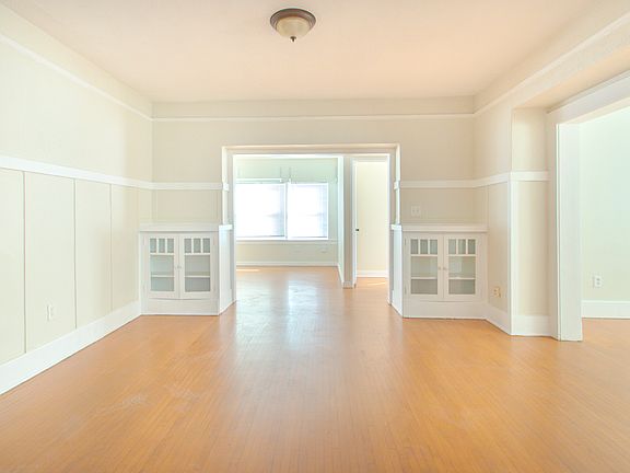 5th image of 6063 Broadway