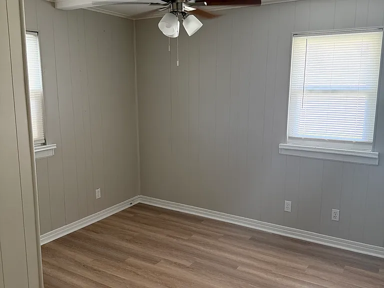 8524 Benjamin Ave — Photo 8