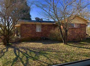 718 Henry St, Gadsden, AL 35901