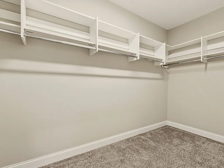 9924 Winding Hill Ln — Photo 18