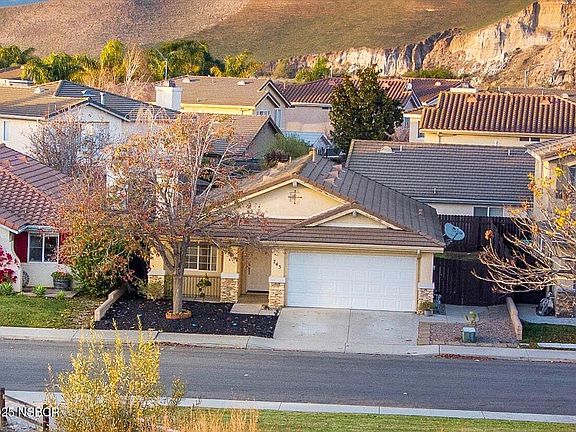 3rd image of 743 Borges Dr