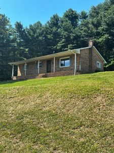 282 Rolling Hills Dr, Marion, VA, 24354
