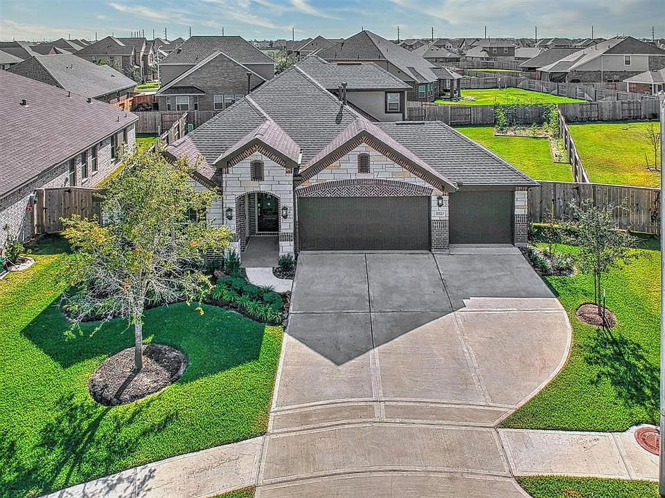 1st image of 20223 Maple Landing Dr
