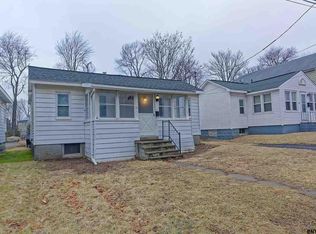 14 Knapp Ter, Albany, NY 12205