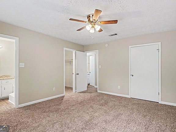 3rd image of 152 Olde Hampton Way