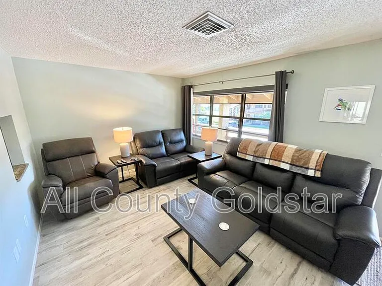 25 Quails Run Blvd #8 — Photo 4