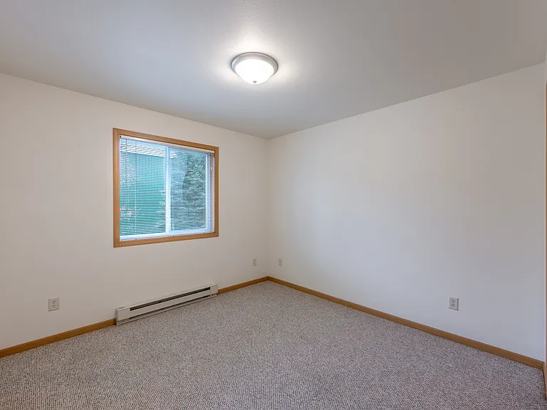 4843 Southridge Ct #4 — Photo 4