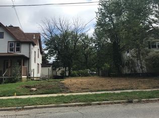 276 Parkman Rd NW, Warren, OH 44485