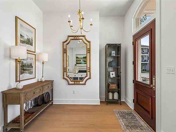 5th image of 508 Mount Hope Ct