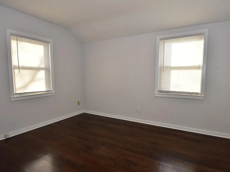 85 Pershing Dr #85 — Photo 11