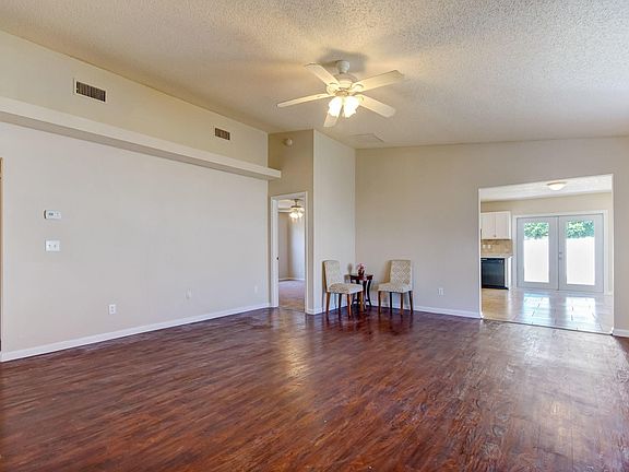 5th image of 4244 Jillian Dr