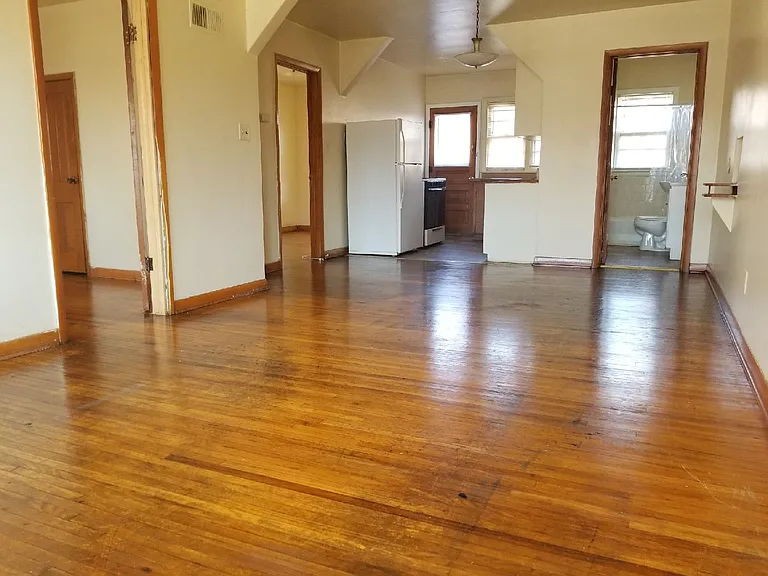 441 Allen St #3 — Photo 1