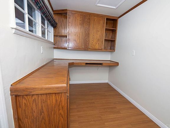 5th image of 2803 Valencia Ave