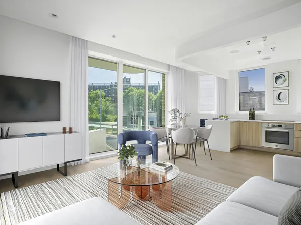 128 Woodpoint Road image 1 of 14