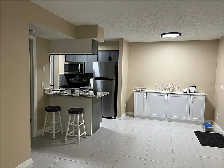 211 Thorn Tree Pl — Photo 21