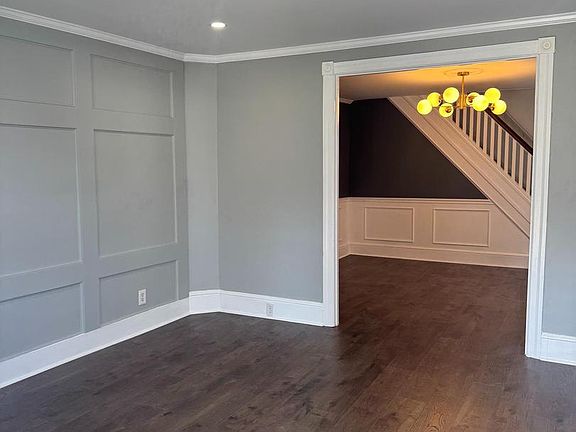 3rd image of 435 Madison Ave