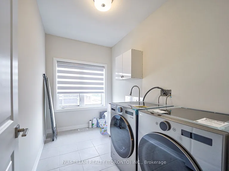 3185 Searidge St — Photo 25