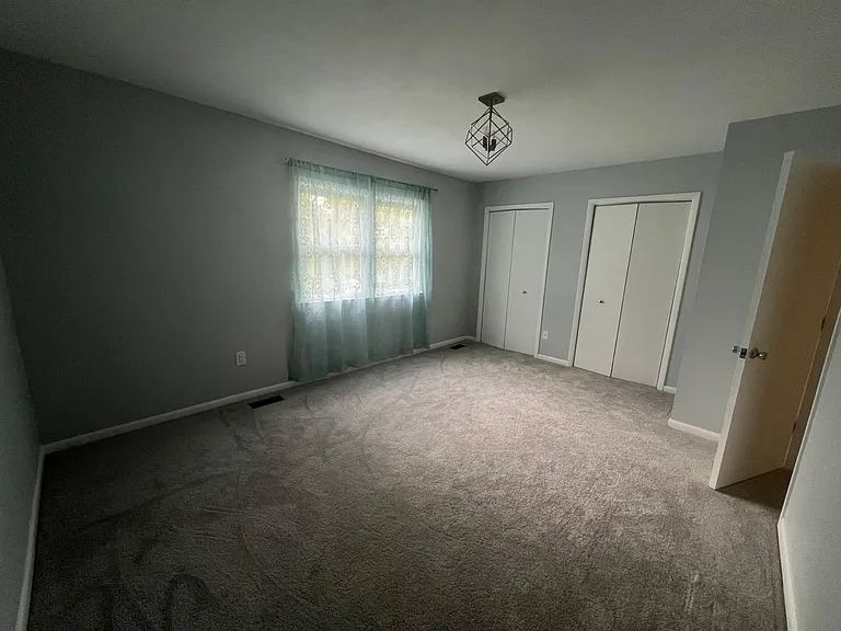 135 Raleigh St — Photo 10