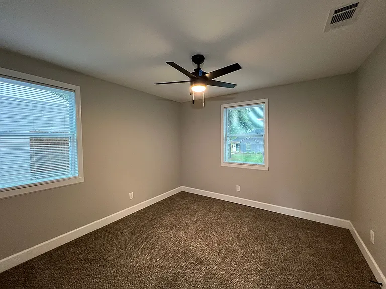 3028 Waynoka Ave — Photo 10