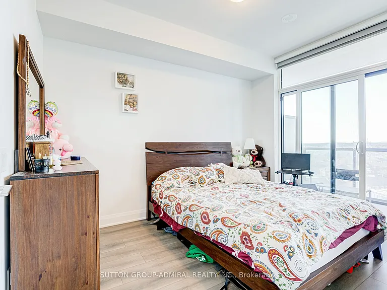 20 Gatineau Dr #1010 — Photo 13