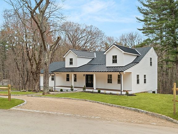 3rd image of 61 Meadowbrook Rd
