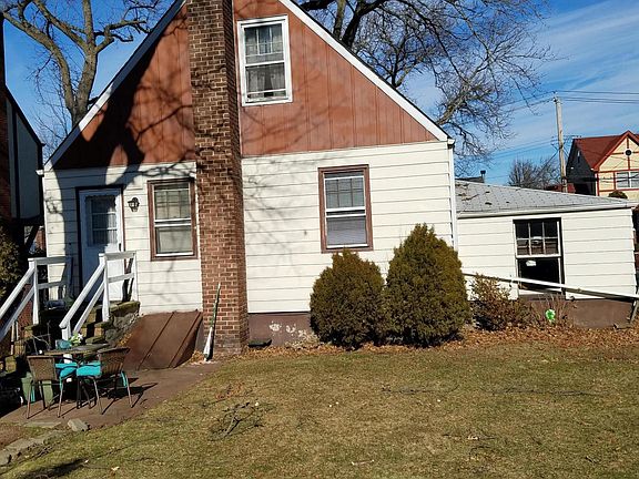 2nd image of 32 Margaretta Ct