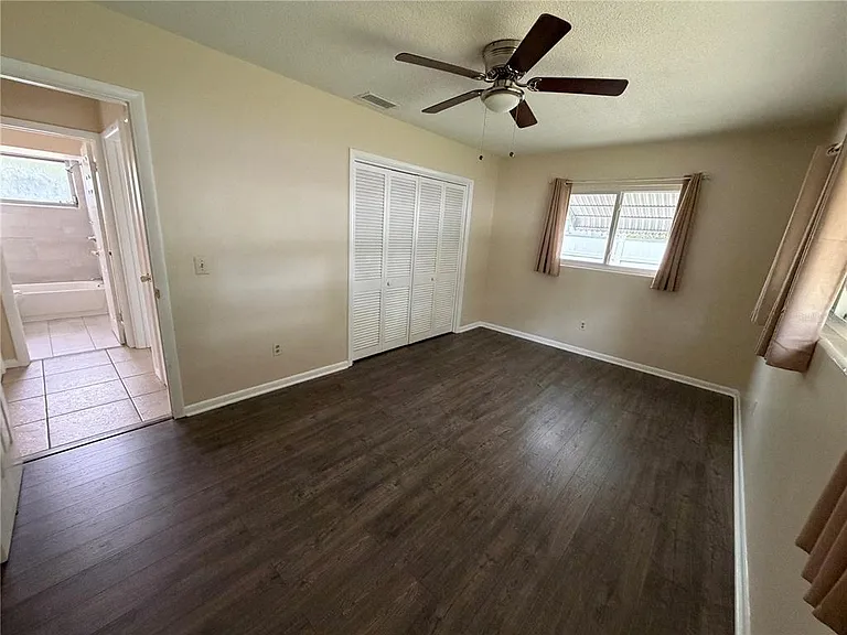 2236 Morningside Dr — Photo 11