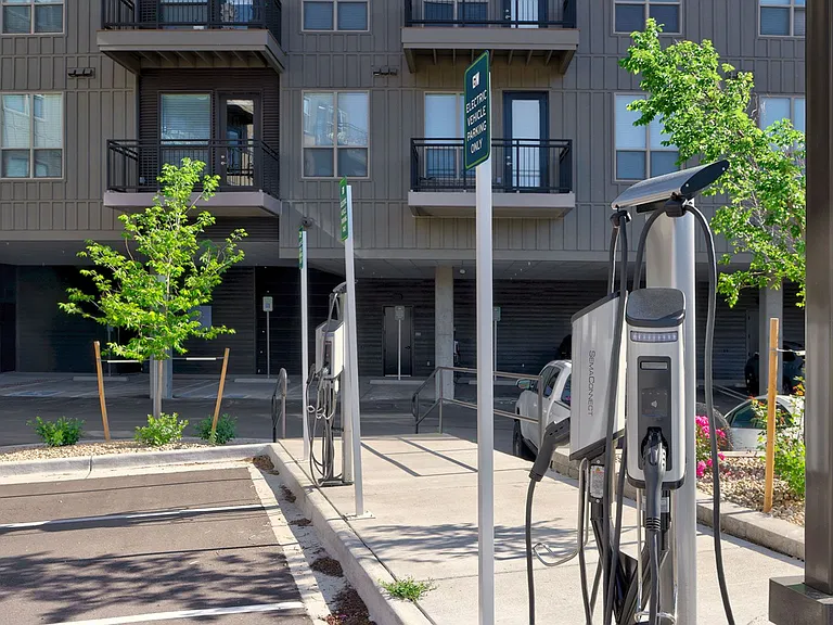 GW Apartments — Photo 17